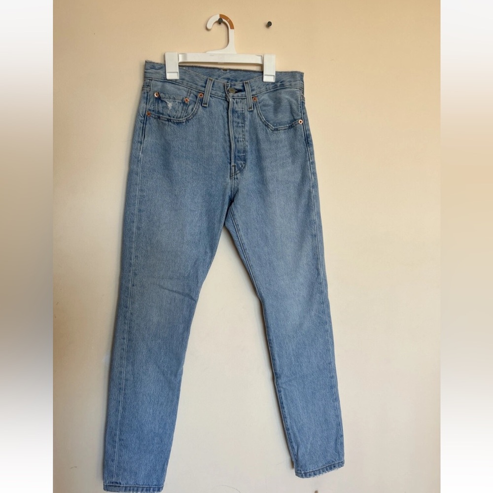 501 Button Fly Levi Jeans